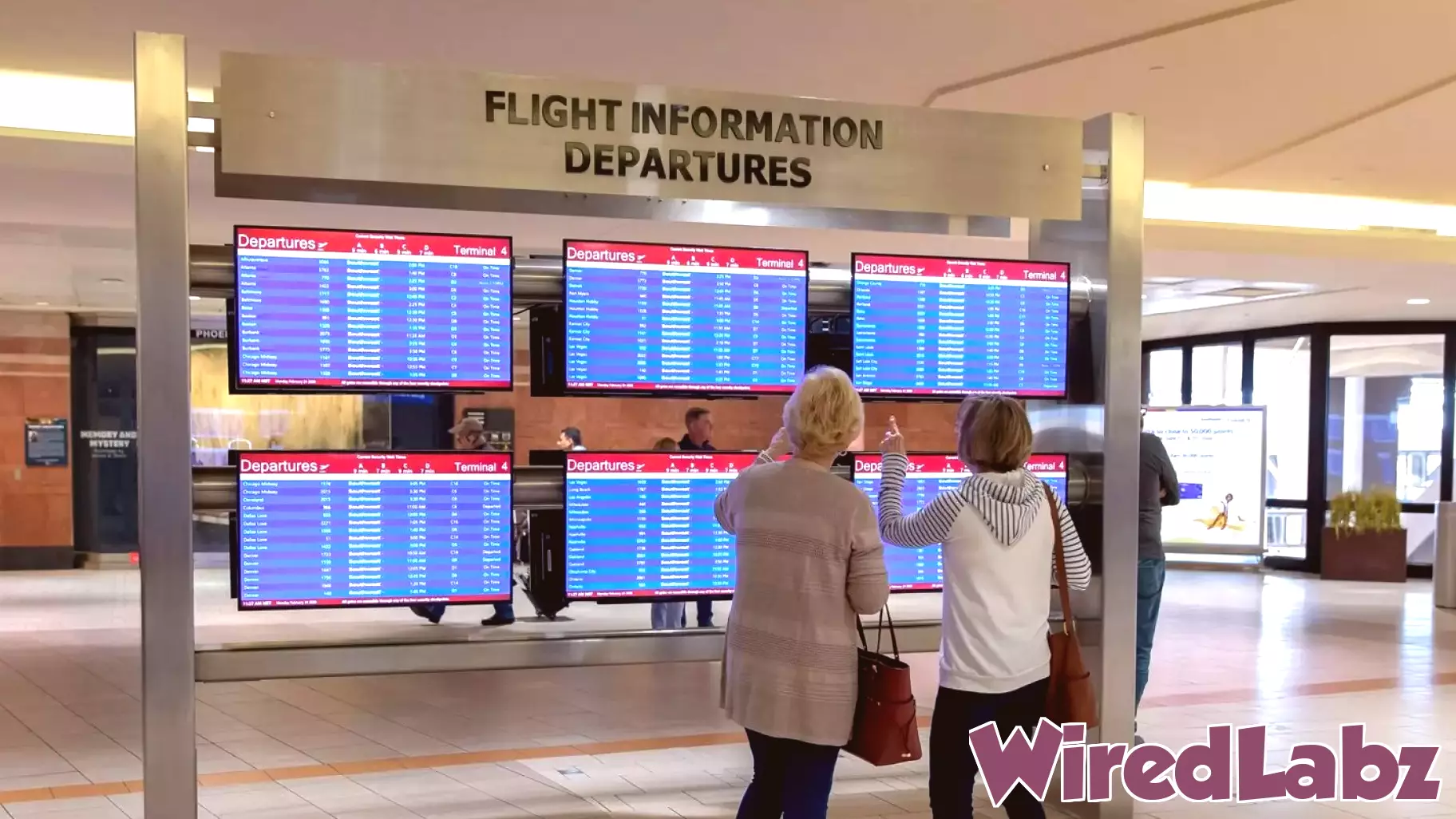 American Airlines Introduces Innovative Technology for Travelers in Phoenix