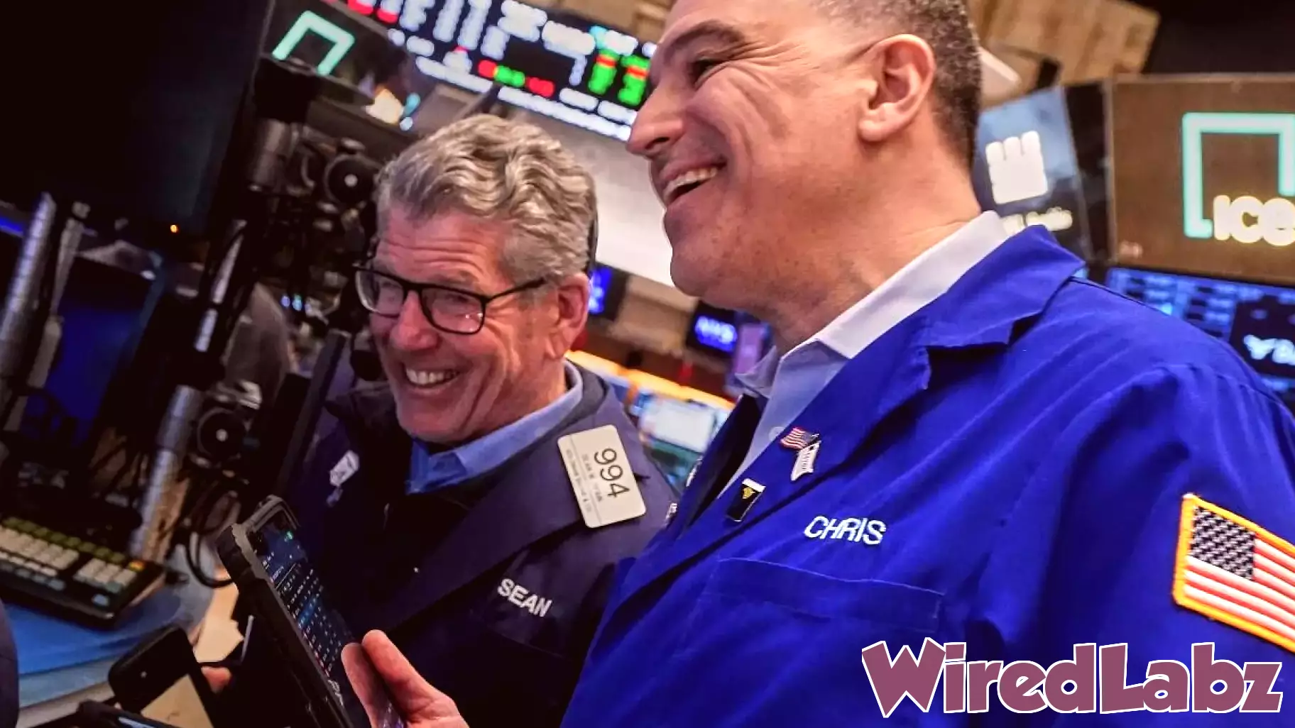 More drops for technology stocks weigh on Wall Street