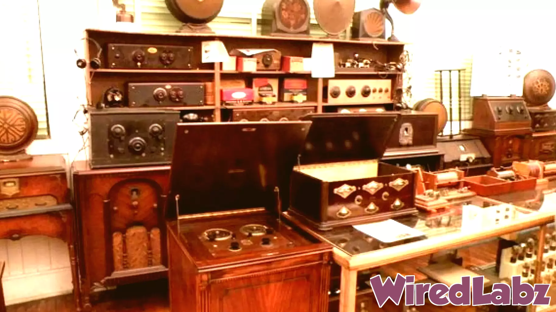 Museum of Radio & Technology in Huntington