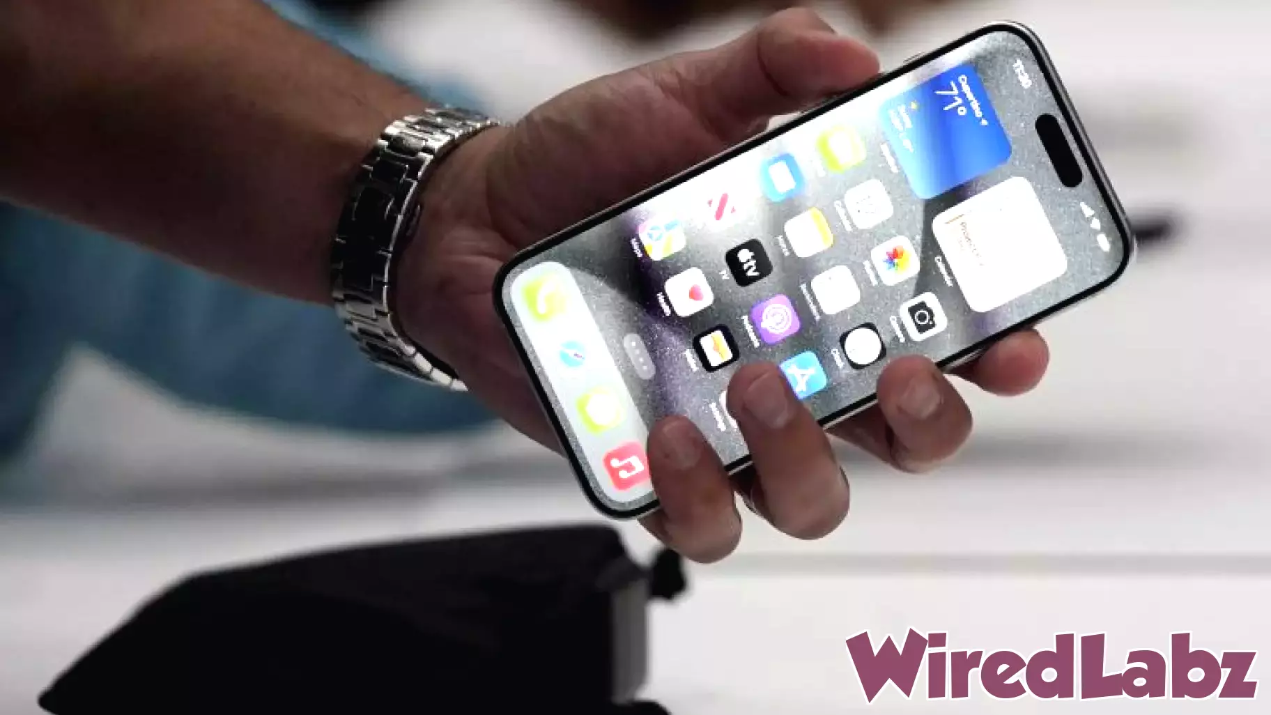 New studies show phones may lead to lower fertility rates