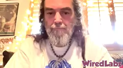 Max Cavalera Shares Thoughts on Coexisting with A.I. in Music Creation